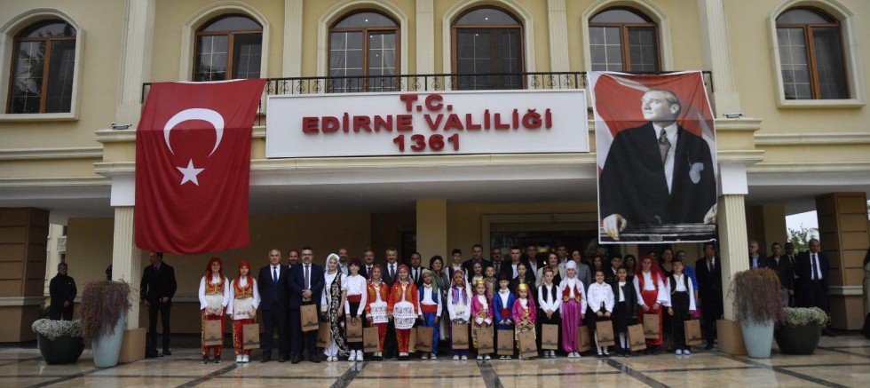 Eşref Bitlis İlkokulu Öğrencileri Balkan Çocuk Şenliği’ne Katıldı