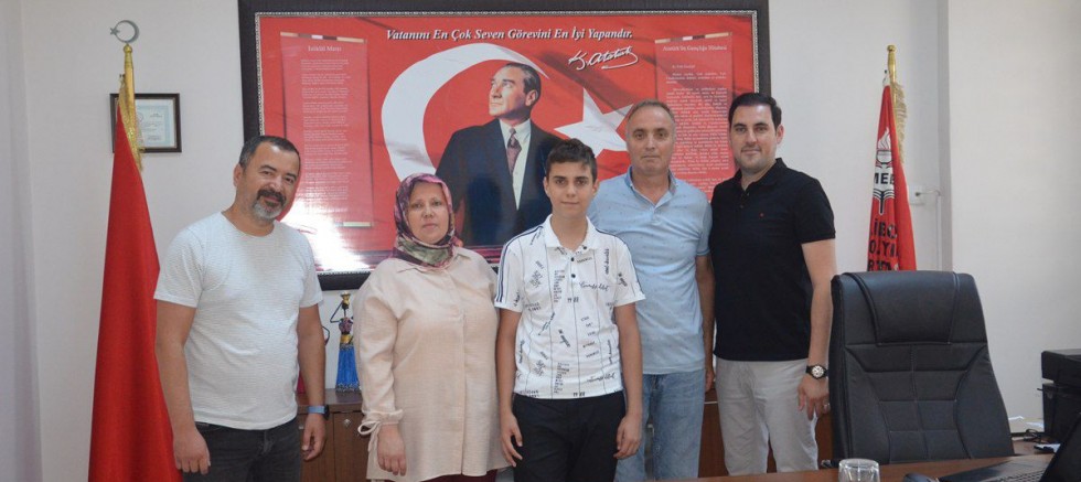 100. Yıl Öğrencisi Bakır’dan LGS’de Türkiye Birinciliği