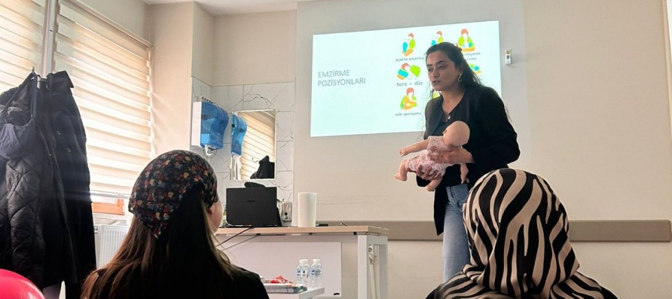 Anne Adaylarına Bebek Akademisi Kapsamında Eğitim