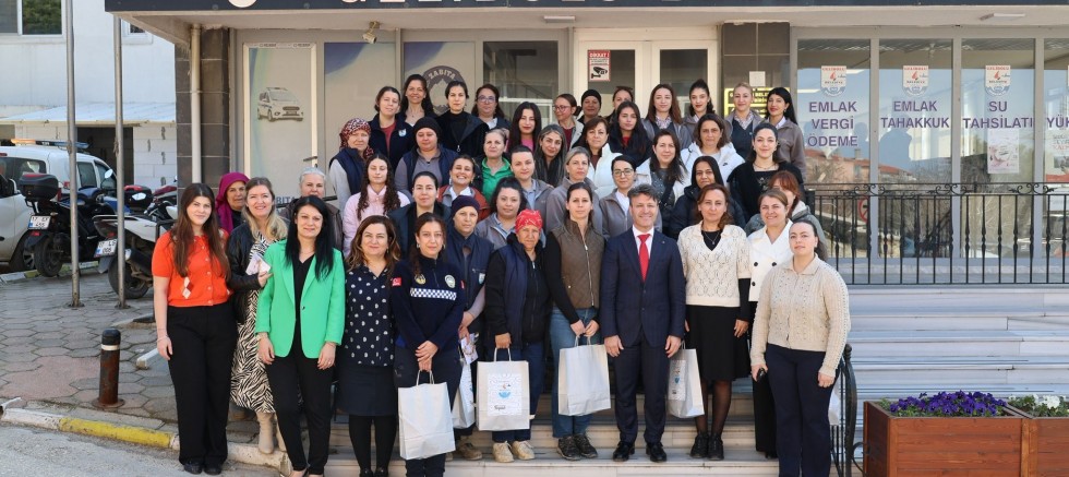 Başkan Soyuak’tan Kadın Personele 8 Mart Kutlaması