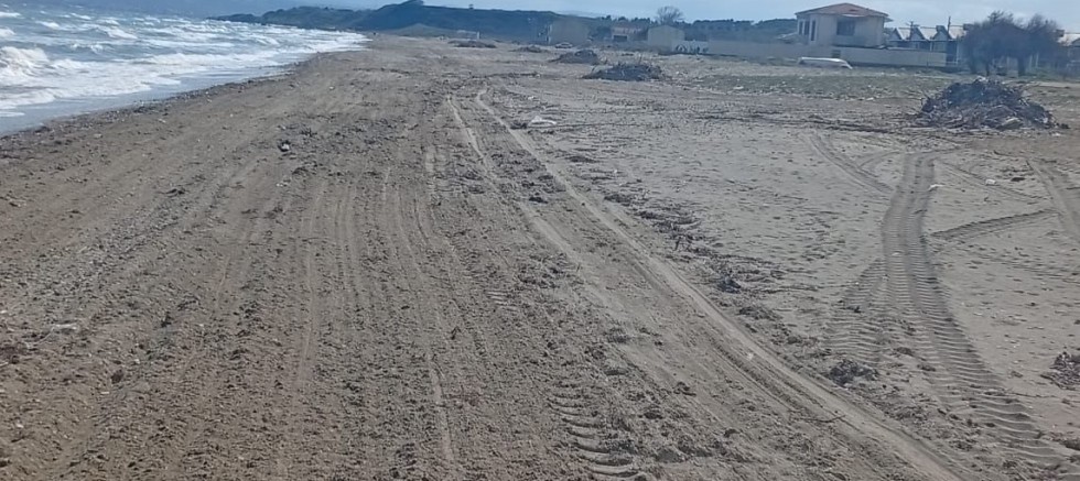 Eğritaş Sahilinde Temizlik Çalışması Gerçekleştirildi