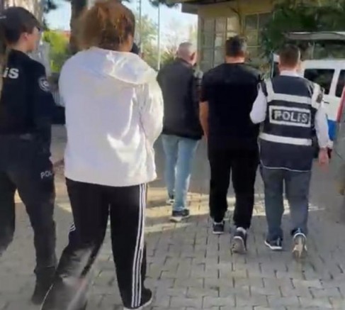 Evli Çift Görüntüsü Veren Uyuşturucu Tacirleri Yakalandı