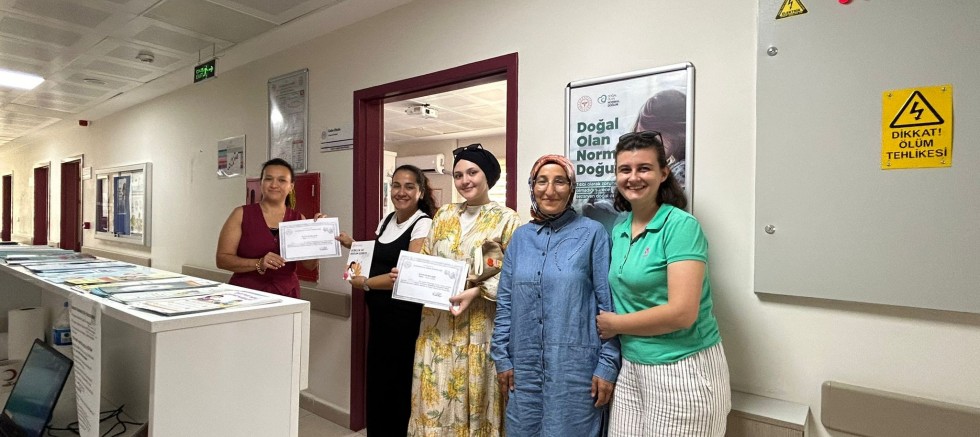 Gebe Okulunda Anne Adaylarına Eğitim