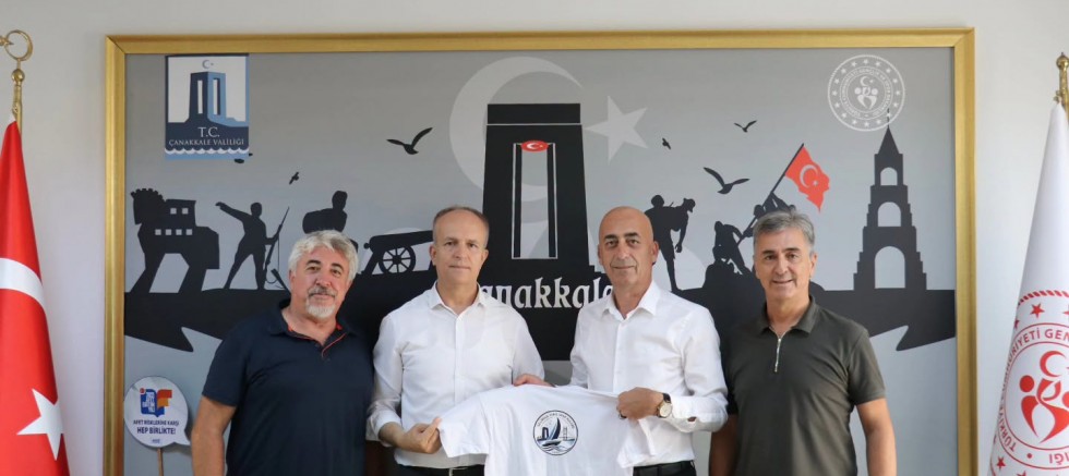 Gelibolu Deniz Spor Kulübü’nden Gençlik ve Spor İl Müdürlüğü’ne Ziyaret