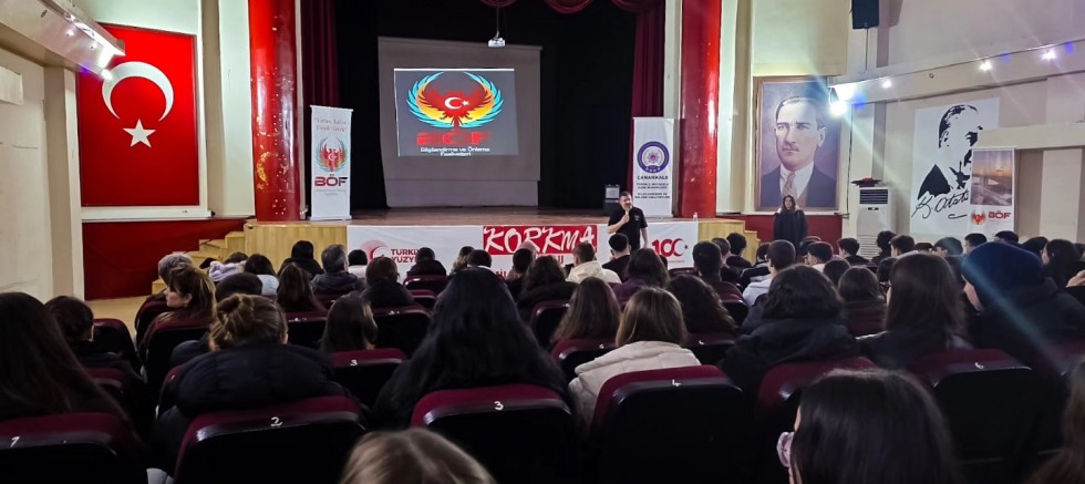 ‘Gençlik ve Güvenli Gelecek’ Projesi Kapsamında Öğrenciler Bilgilendirildi