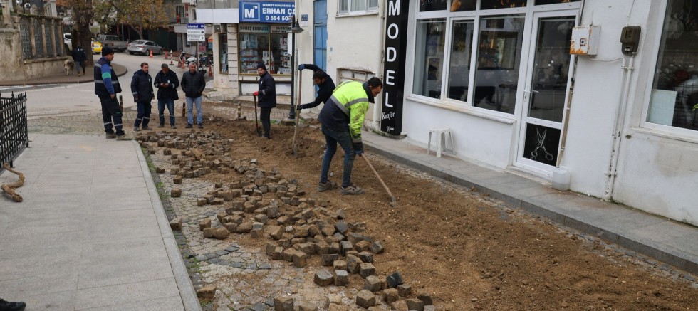 Gömülen Granit Taşlar Yeniden Gün Yüzüne Çıkarıldı