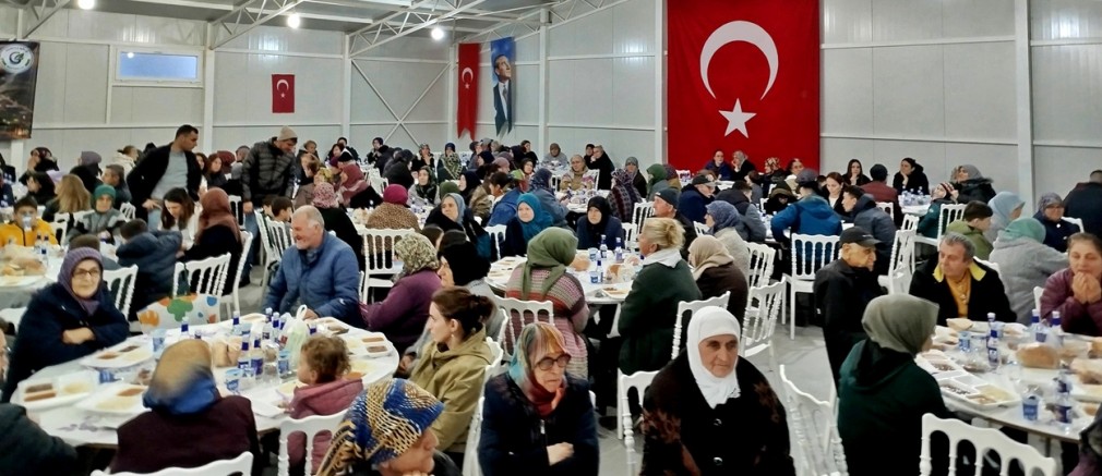 Güneyli Köyünde Geleneksel İftar Programı Düzenlendi