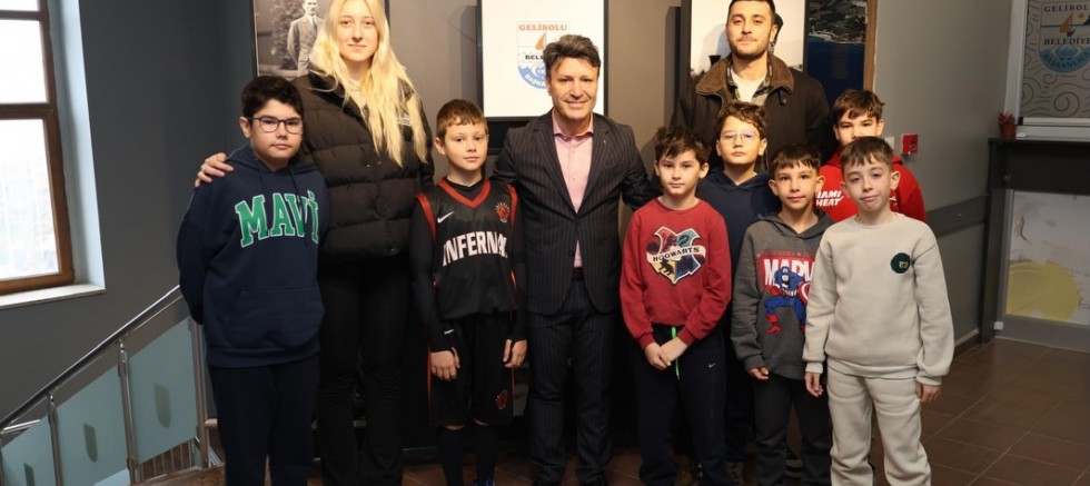 İnfernal Basketbol Spor Kulübünden Başkan Soyuak’a Ziyaret