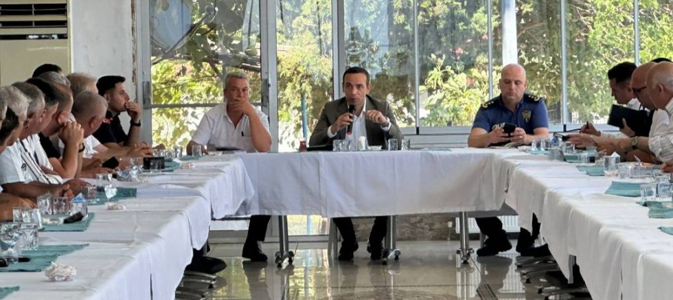 Kaymakam Koç, Kurum Müdürleri ve Muhtarlarla Toplantı Yaptı