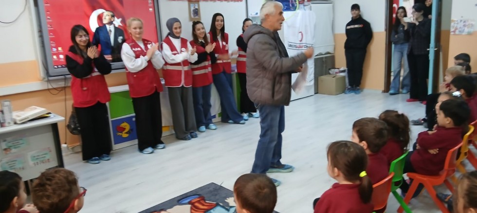 Kızılay Haftası’nda Anaokullarına Ziyaret