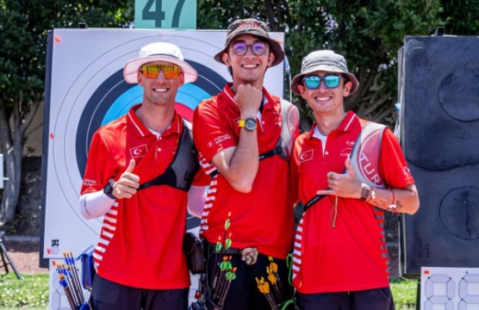 Klasik Yay Erkek Milli Takımı’ndan Gümüş Madalya