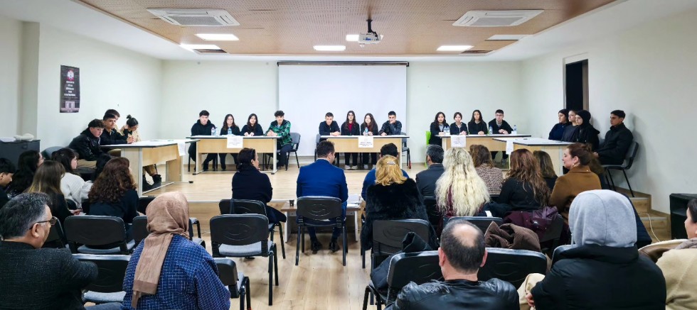 ‘Korkma! Gençliğin Ruhu Burada’ Bilgi Yarışmasının İlçe Finalı Yapıldı