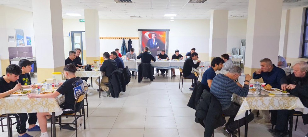 Mehmet Akif Ersoy MTAL Pansiyonunda Ramazan Bereketi