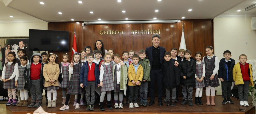 Minik Öğrencilerden Gelibolu Belediyesi’ne Ziyaret