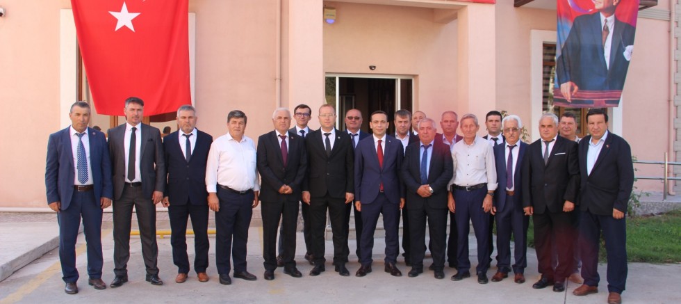 Muhtarlar Tam Kadro Bayrama Katıldı
