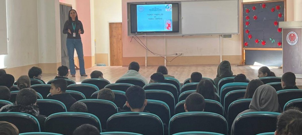 Öğrencilere Verem Eğitimi Verildi