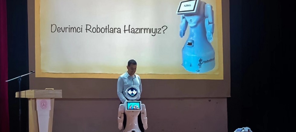 Öğretmen Akademileri’nde ‘Dijital Nesil İçin Güvenli İnternet’ Oturumu