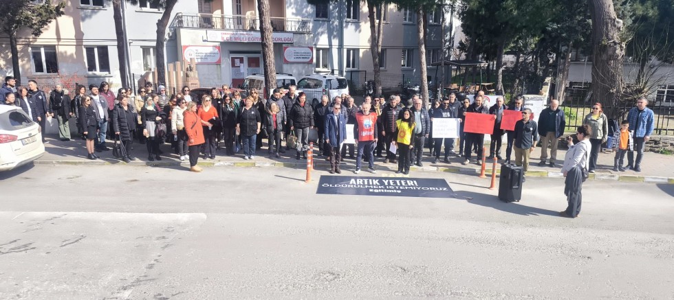 ‘Öğretmenler Ölüm Korkusuyla Değil, Güven İçinde Ders Anlatmalıdır’