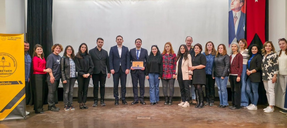 Öğretmenlere STEM ve Yapay Zeka Eğitimi