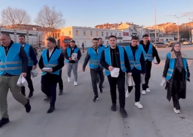 ‘Siz İftara Yetişemezseniz, AK Gençlik Size Yetişir’