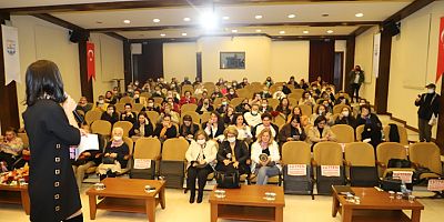 1. Kadın Buluşması Gerçekleştirildi