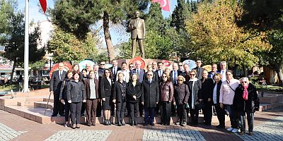 10 Kasım Atatürk’ü Anma Günü’nde Alternatif Tören Yapıldı