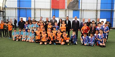 23 Nisan Futbol Turnuvası Ödül Törenleri Yapıldı