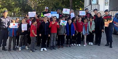 26 Kasım İlkokulu’ndan Jandarmaya Ziyaret