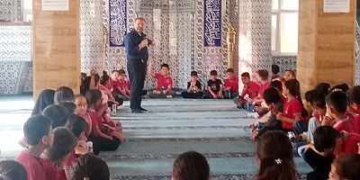 26 Kasım İlkokulu Öğrencileri Camide Buluştu