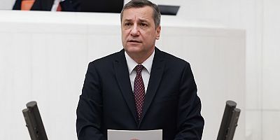 ‘30 Ağustos; Sevr’den Lozan’a; İmparatorluktan Cumhuriyet’e Geçiştir’