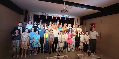 ‘Ah Şu Gençler’ Oyunu Sergilendi