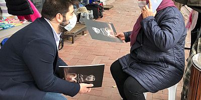 AK Parti Atatürk Posteri Dağıttı