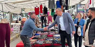 AK Parti’den Pazar Ziyareti