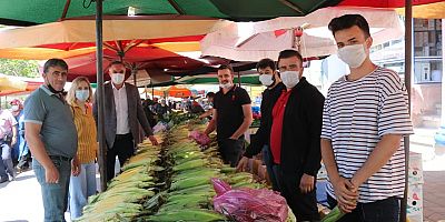 AK Parti’den Pazarcı Esnafına Ziyaret