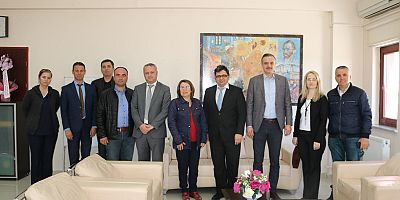 AK Parti’den Tıp Bayramı Ziyareti