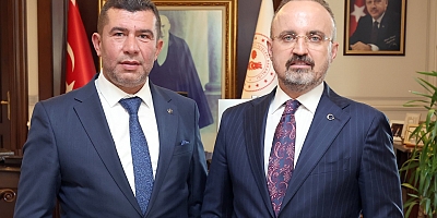 AK Parti Ezine İlçe Başkanından Turan’a Ziyaret