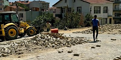 ‘Altyapısı Tamamlanan Yerlerde Parke Taş Çalışması’