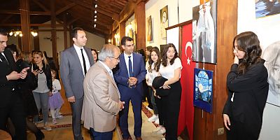 Anadolu Lisesi’nin Resim Sergisi Açıldı