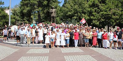 Ata’ya Saygı Çelenk Sunma Töreni Düzenlendi