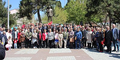 Ata’ya Saygı Çelenk Sunma Töreni Düzenlendi