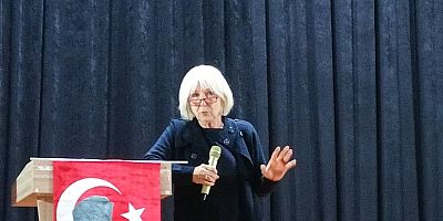 Banu Avar, Gelibolu’da Okurlarıyla Buluştu