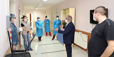 Başkan Özacar’dan Hemşireler Haftası Ziyareti