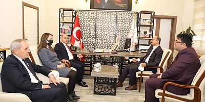 Başkan Özacar’dan Öğretmenler Günü Ziyaretleri