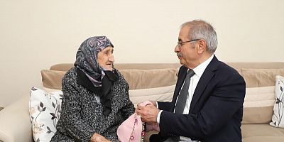 Başkan Özacar’dan Yaşayan Çınarlara Ziyaret