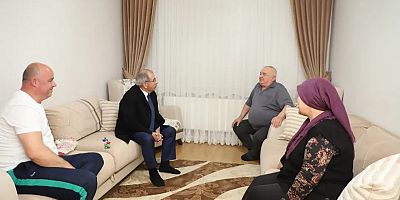 Başkan Özacar’ın Ev Ziyaretleri Sürüyor