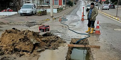 Belediye Ekipleri Kanal Temizliğini Yoğunlaştırdı