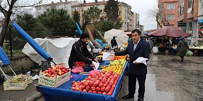 Belediye Ekipleri Pazarcı Esnafına Uyarılarda Bulundu