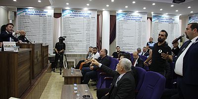 Belediye Meclisinde Gergin Tartışma!