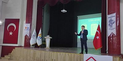 Bilinçli Teknoloji Kullanımı Semineri Düzenlendi