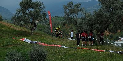 Bisikletçilerimiz Ödülle Döndüler